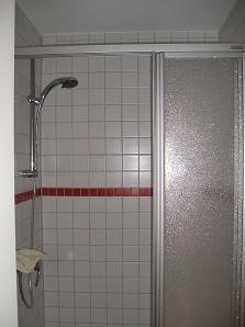 ...mit Dusche